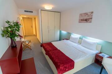 Фото номера Двухместный номер с 1 кроватью Отель Hotel Hefaistos - Mamaia г. Мамая 3