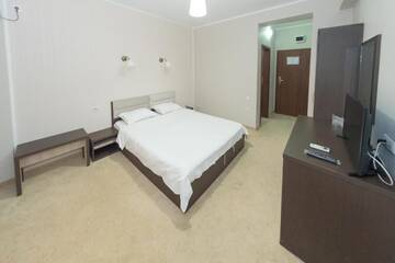 Фото номера Двухместный номер с 1 кроватью Отель Hotel Promenada г. Мамая 12