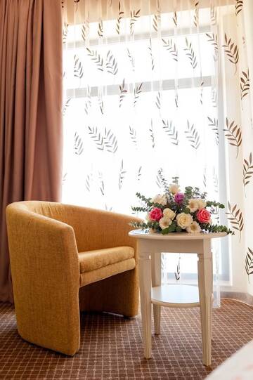 Фото номера Двухместный номер с 1 кроватью с видом на море Отель Hotel Hawaii г. Мамая 7