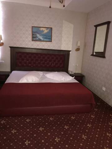 Фото номера Полулюкс с балконом и видом на море Отель Hotel Golden Palace г. Мамая 4