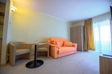 Фото номера Апартаменты с 1 спальней Отель Hotel Piccadilly г. Мамая 5