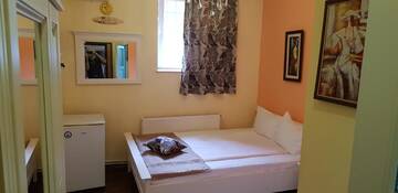 Фото номера Двухместный номер с 1 кроватью Гостевой дом Mignon Mamaia г. Мамая 7