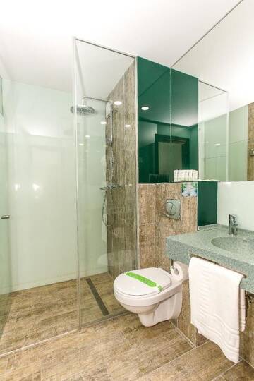 Фото номера Семейный люкс без балкона Отель Hotel Riviera г. Мамая 3