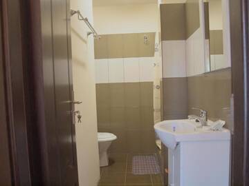Фото номера Трехместный номер Отель Hotel Marie г. Мамая 4