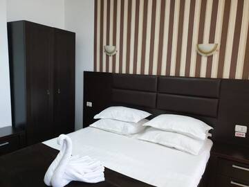 Фото номера Двухместный номер с 1 кроватью и балконом, вид на море Отель Hotel Solea Beach г. Мамая 2