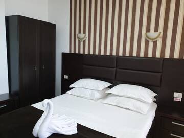 Фото номера Двухместный номер с 1 кроватью и балконом, вид на море Отель Hotel Solea Beach г. Мамая 7