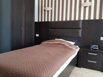 Фото номера Одноместный номер с балконом и боковым видом на море Отель Hotel Solea Beach г. Мамая 4