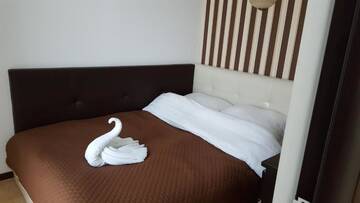 Фото номера Апартаменты с с 2 спальнями и балконом, боковой вид на море Отель Hotel Solea Beach г. Мамая 9