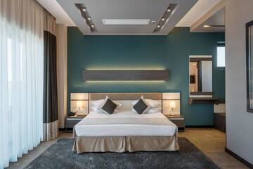 Фото номера Люкс «Уэлнесс» с гидромассажной ванной и видом на озеро Отель New Splendid Hotel &amp; Spa - Adults Only (+16) г. Мамая 3
