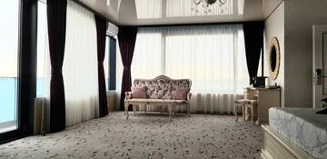 Фото номера Номер с кроватью размера &quot;king-size&quot; и видом на озеро Гостевой дом Almar Lake View г. Мамая 5
