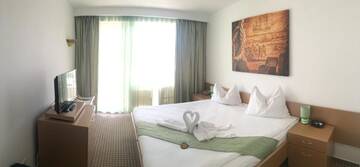 Фото номера Стандартный двухместный номер с 1 кроватью Отель Bicaz - Pirates Resort г. Мамая 8