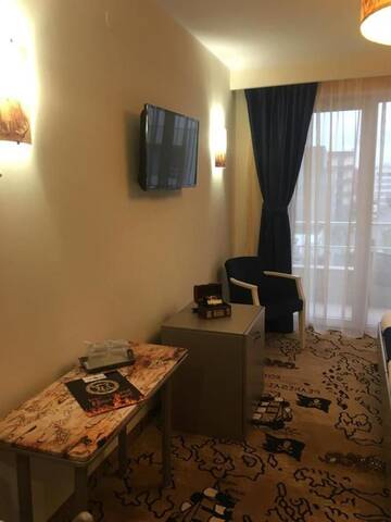 Фото номера Улучшенный двухместный номер с 1 кроватью Отель Bicaz - Pirates Resort г. Мамая 7