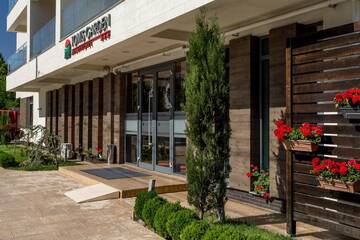 Фото Апарт-отели Tomis Garden Aparthotel г. Мамая 2