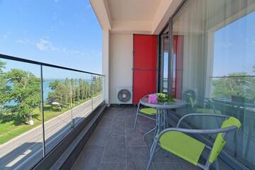 Фото номера Апартаменты с 1 спальней Апарт-отели Tomis Garden Aparthotel г. Мамая 32