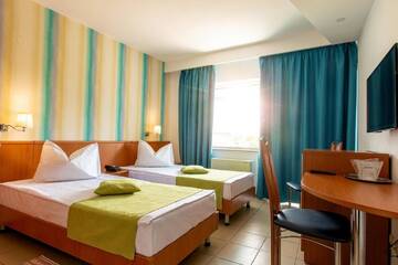 Фото номера Sunset Twin Отель Hotel Apollo г. Мамая 3