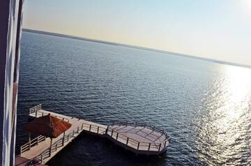 Фото номера Двухместный номер с 1 кроватью, вид на озеро Отель Vila Zev Mamaia г. Мамая 4