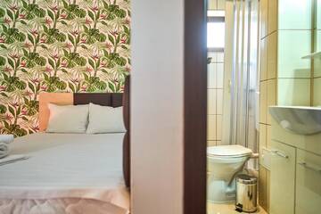 Фото номера Двухместный номер эконом-класса с 1 кроватью Отель Hotel Alma Mamaia г. Мамая 6