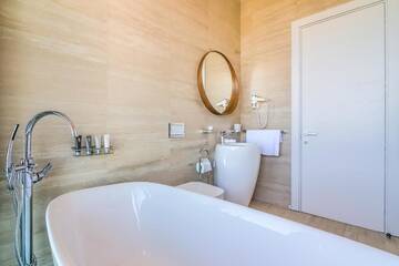 Фото номера Представительский суперлюкс с террасой Отель Nyota Hotel &amp; Conference Center г. Мамая 5