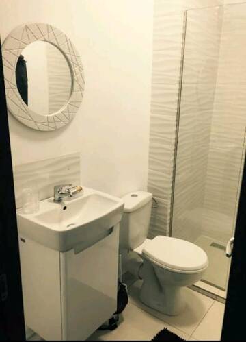 Фото номера Двухместный номер с 1 кроватью Гостевой дом Mamaia Beach Side г. Мамая 8
