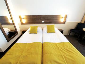 Фото номера Superior Twin Room without Sea-view, JUNONA building Отель Zenith - Top Country Line - Conference &amp; Spa Hotel г. Мамая 5