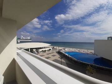 Фото номера Superior Queen Room with Sea View, JUNONA building Отель Zenith - Top Country Line - Conference &amp; Spa Hotel г. Мамая 6