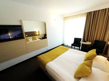 Фото номера Superior Queen Room without Sea-view, JUNONA building Отель Zenith - Top Country Line - Conference &amp; Spa Hotel г. Мамая 2