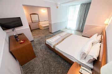 Фото номера Стандартный полулюкс Отель Hotel Bavaria Blu г. Мамая 14