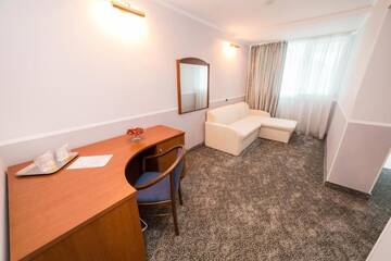 Фото номера Стандартный полулюкс Отель Hotel Bavaria Blu г. Мамая 23