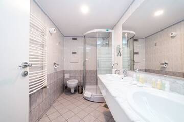Фото номера Стандартный полулюкс Отель Hotel Bavaria Blu г. Мамая 5