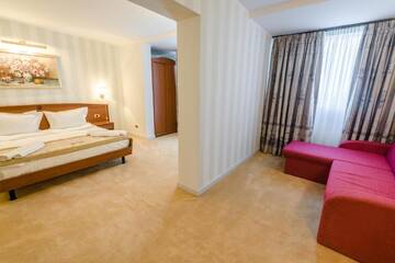 Фото номера Стандартный полулюкс Отель Hotel Bavaria Blu г. Мамая 26