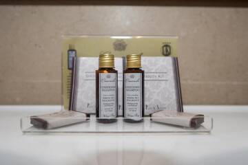Фото номера Double Room Late Check-in 8 PM Отель Iaki Conference &amp; Spa Hotel г. Мамая 10