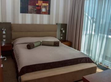 Фото номера Double Room - Snowfall Express Отель Iaki Conference &amp; Spa Hotel г. Мамая 3